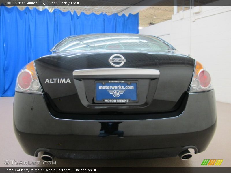 Super Black / Frost 2009 Nissan Altima 2.5