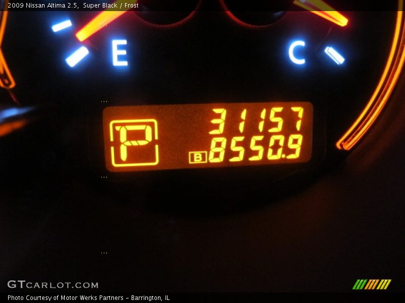 Super Black / Frost 2009 Nissan Altima 2.5