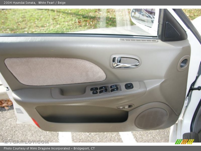 White Pearl / Beige 2004 Hyundai Sonata