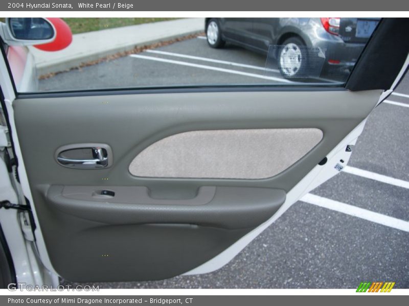 White Pearl / Beige 2004 Hyundai Sonata