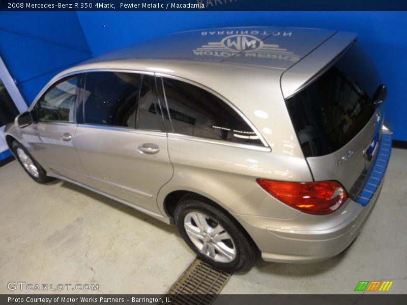 Pewter Metallic / Macadamia 2008 Mercedes-Benz R 350 4Matic