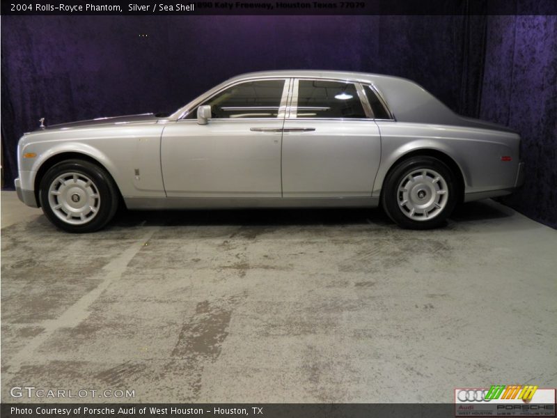 Silver / Sea Shell 2004 Rolls-Royce Phantom