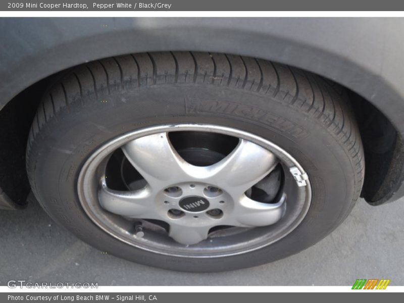 Pepper White / Black/Grey 2009 Mini Cooper Hardtop