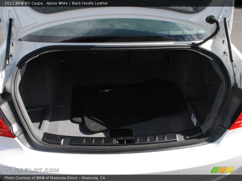 Alpine White / Black Novillo Leather 2011 BMW M3 Coupe