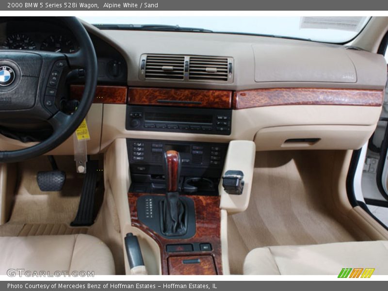 Alpine White / Sand 2000 BMW 5 Series 528i Wagon