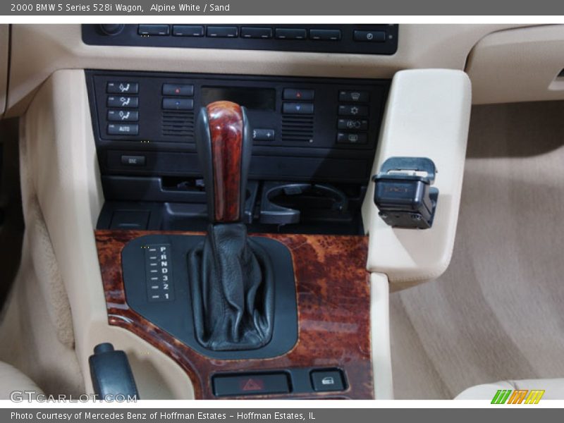  2000 5 Series 528i Wagon 5 Speed Automatic Shifter
