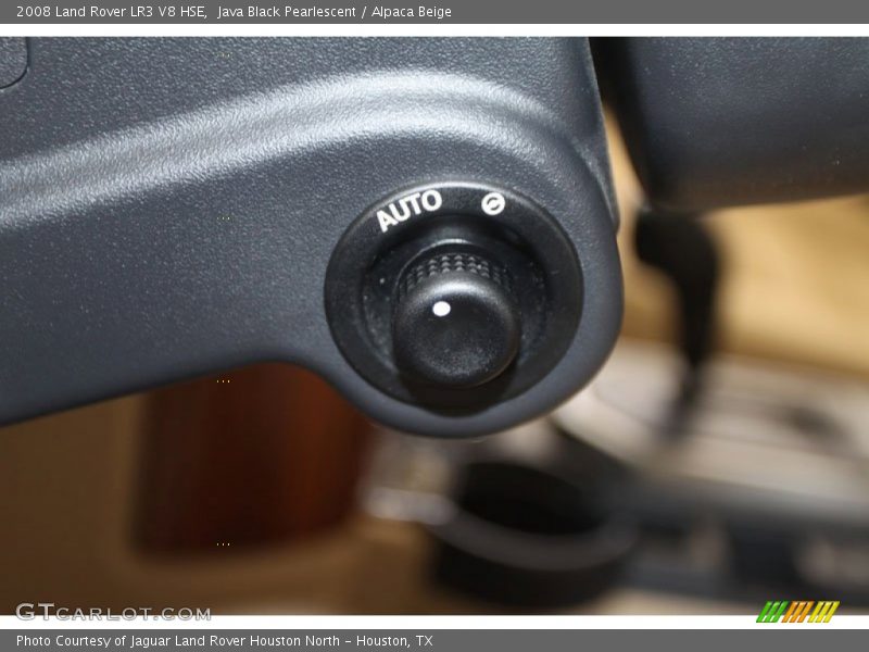 Controls of 2008 LR3 V8 HSE