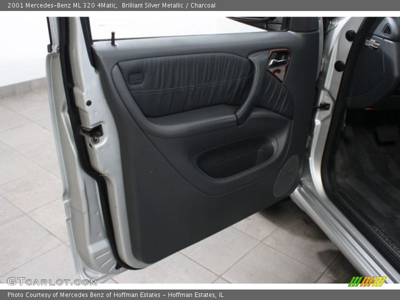 Brilliant Silver Metallic / Charcoal 2001 Mercedes-Benz ML 320 4Matic