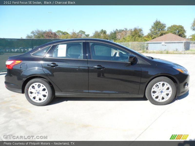 Black / Charcoal Black 2012 Ford Focus SE Sedan