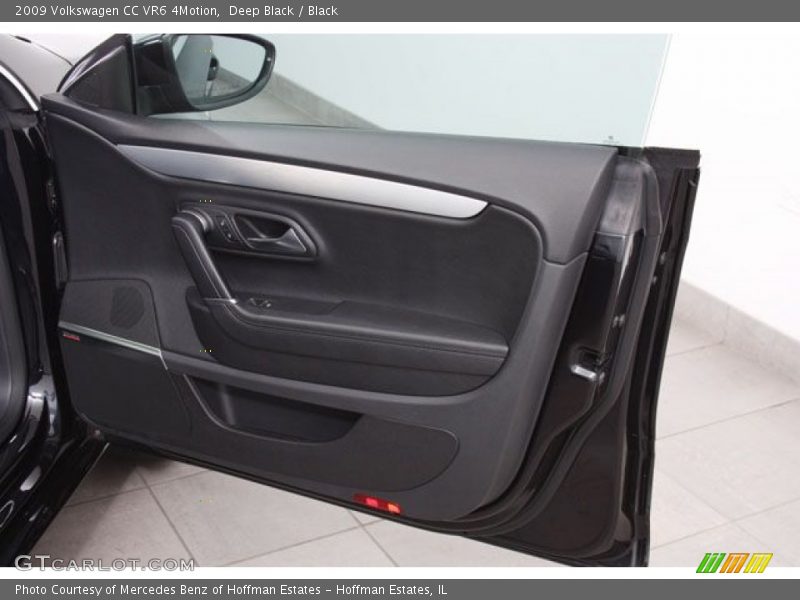 Door Panel of 2009 CC VR6 4Motion