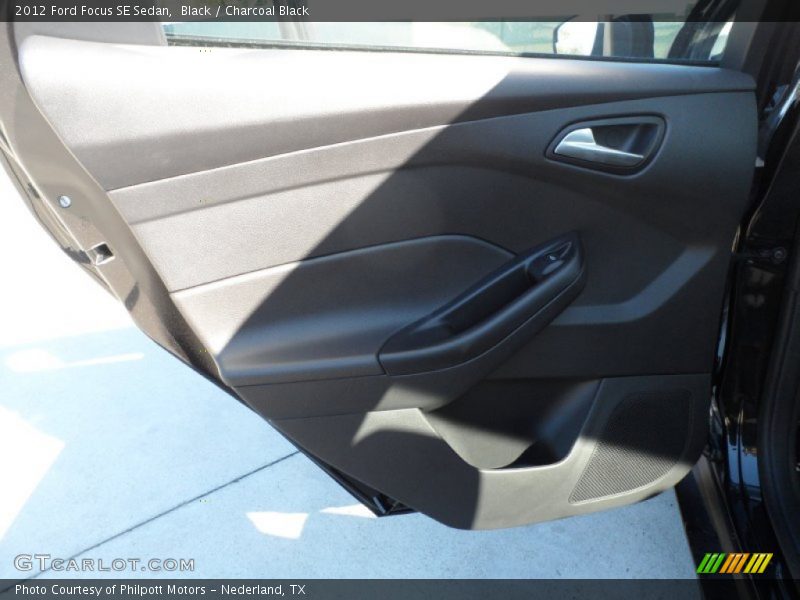 Black / Charcoal Black 2012 Ford Focus SE Sedan