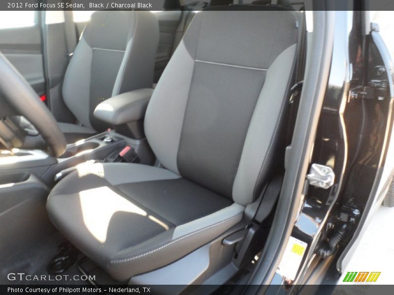 Black / Charcoal Black 2012 Ford Focus SE Sedan