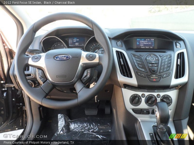 Black / Charcoal Black 2012 Ford Focus SE Sedan