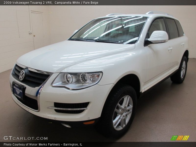 Campanella White / Pure Beige 2009 Volkswagen Touareg 2 VR6