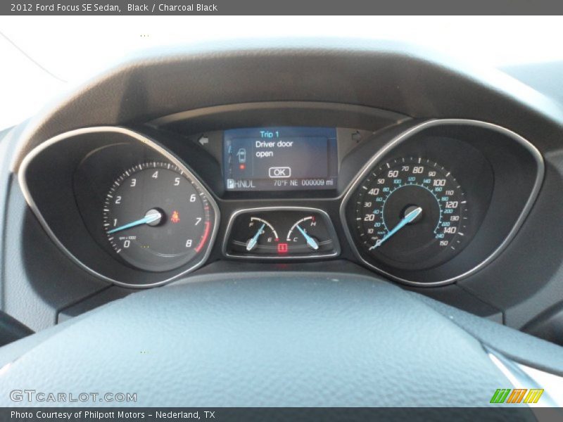 Black / Charcoal Black 2012 Ford Focus SE Sedan