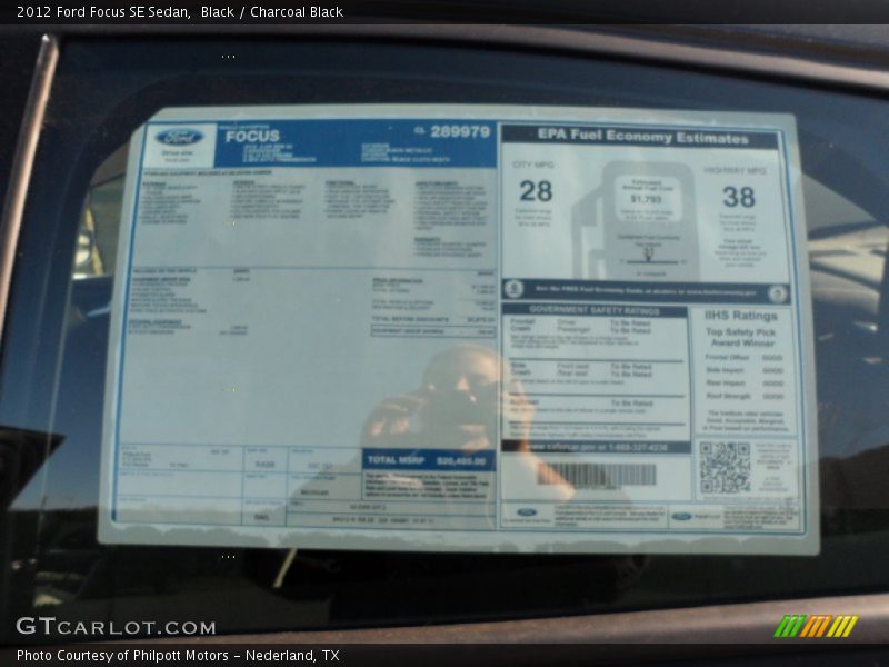 Black / Charcoal Black 2012 Ford Focus SE Sedan