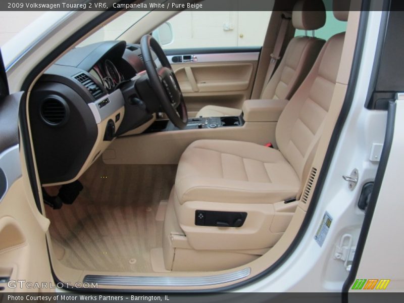 Campanella White / Pure Beige 2009 Volkswagen Touareg 2 VR6