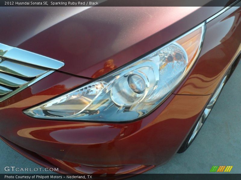 Sparkling Ruby Red / Black 2012 Hyundai Sonata SE