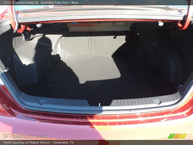 Sparkling Ruby Red / Black 2012 Hyundai Sonata SE