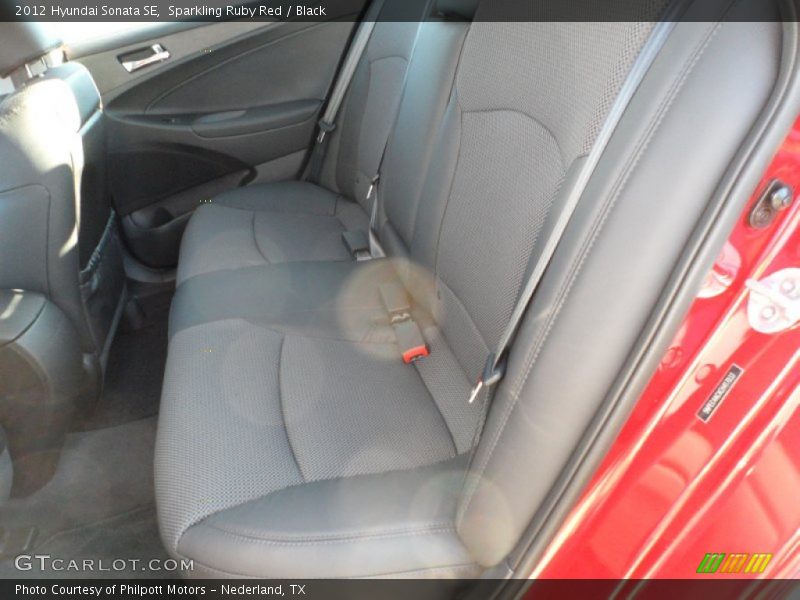 Sparkling Ruby Red / Black 2012 Hyundai Sonata SE