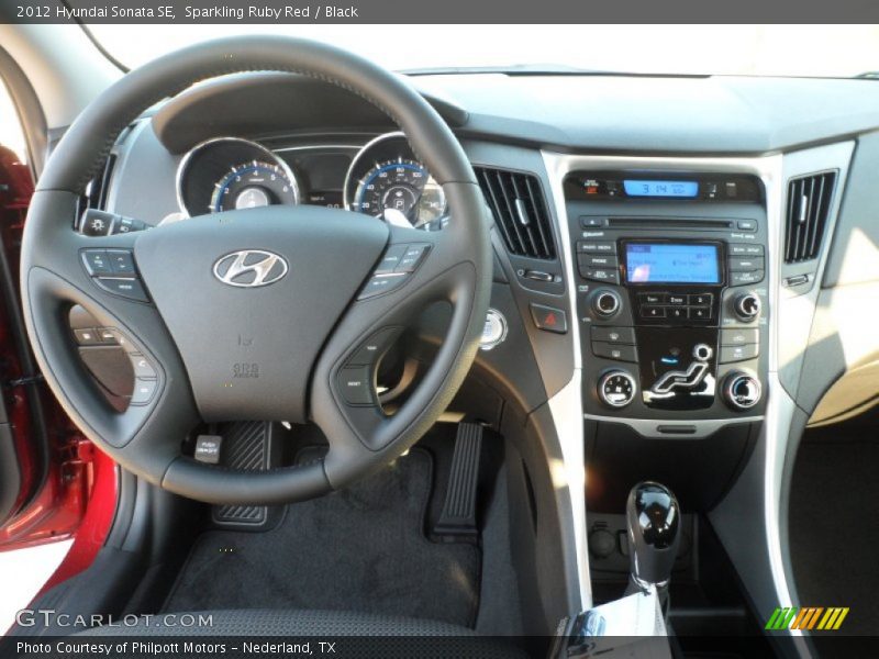 Sparkling Ruby Red / Black 2012 Hyundai Sonata SE