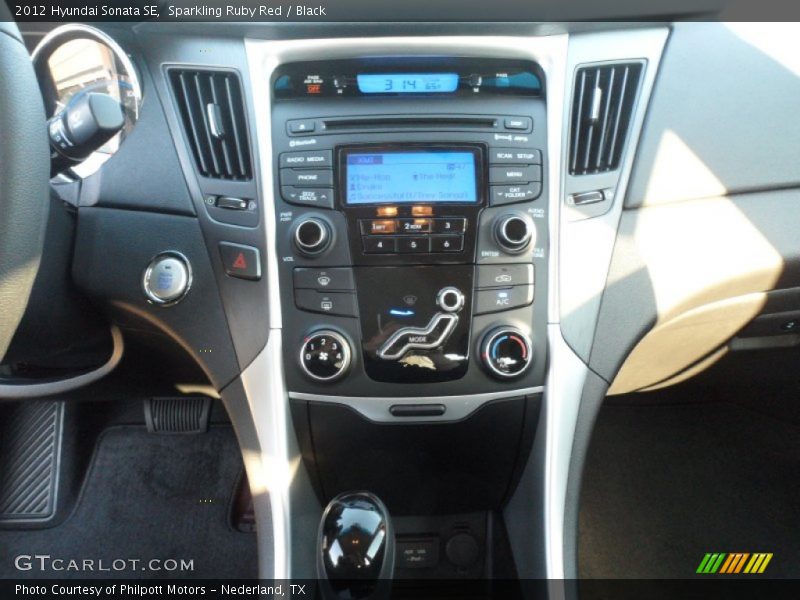 Sparkling Ruby Red / Black 2012 Hyundai Sonata SE