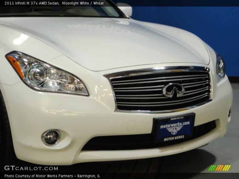 Moonlight White / Wheat 2011 Infiniti M 37x AWD Sedan