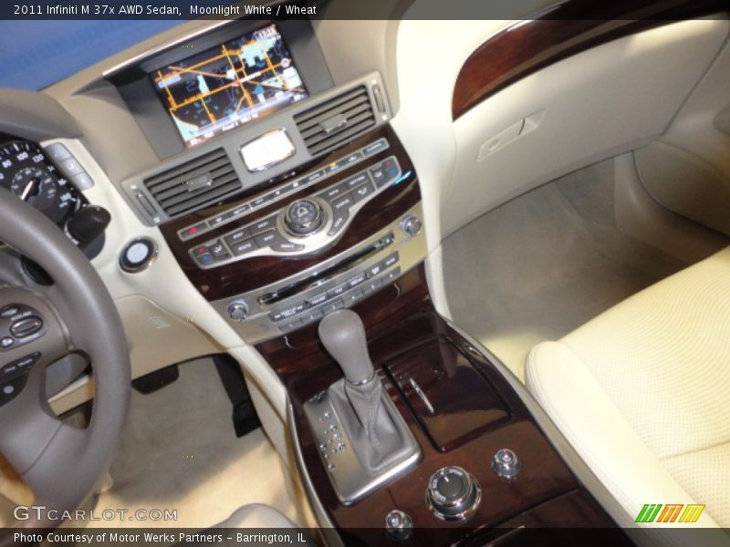 Moonlight White / Wheat 2011 Infiniti M 37x AWD Sedan