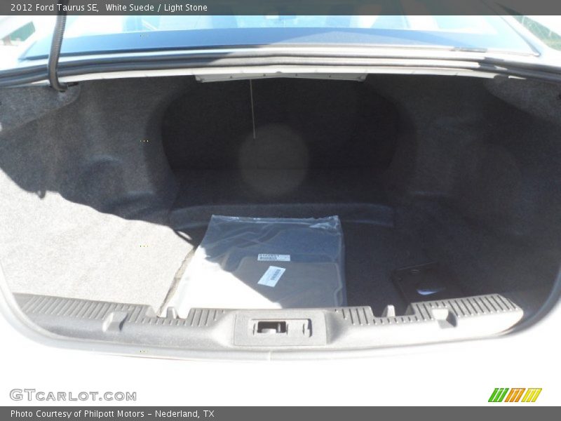 White Suede / Light Stone 2012 Ford Taurus SE