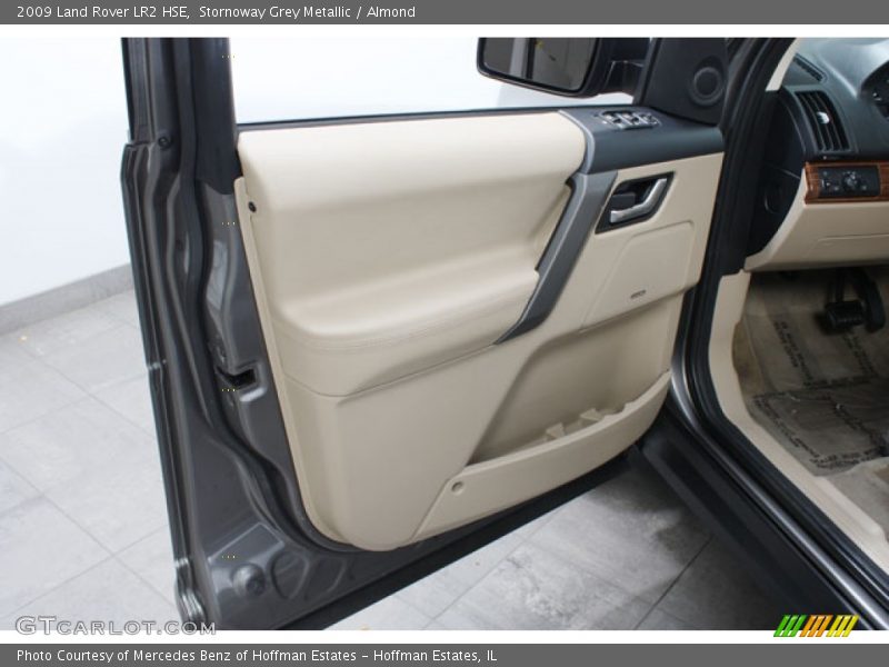 Door Panel of 2009 LR2 HSE