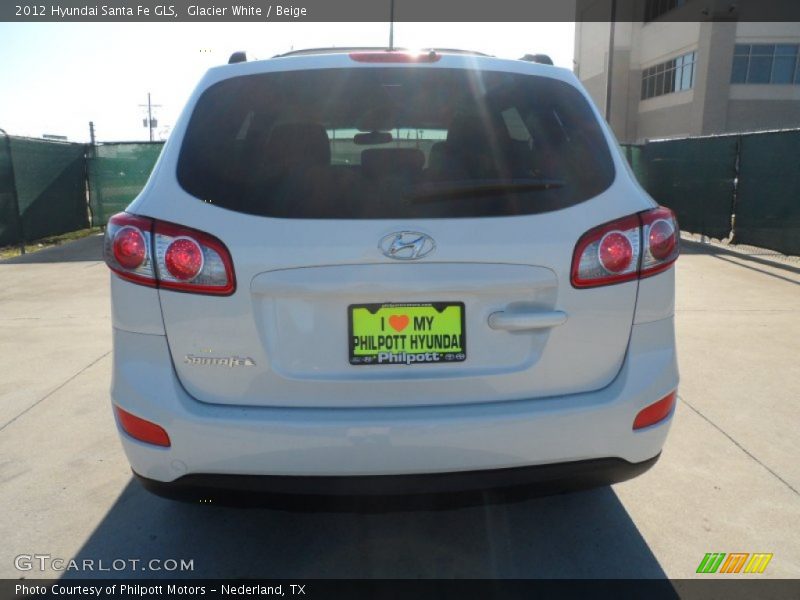 Glacier White / Beige 2012 Hyundai Santa Fe GLS