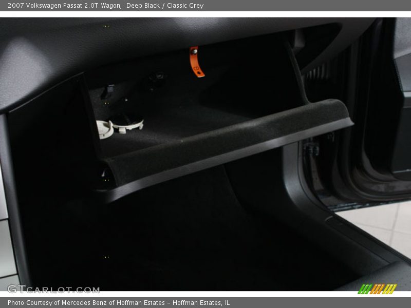 Deep Black / Classic Grey 2007 Volkswagen Passat 2.0T Wagon