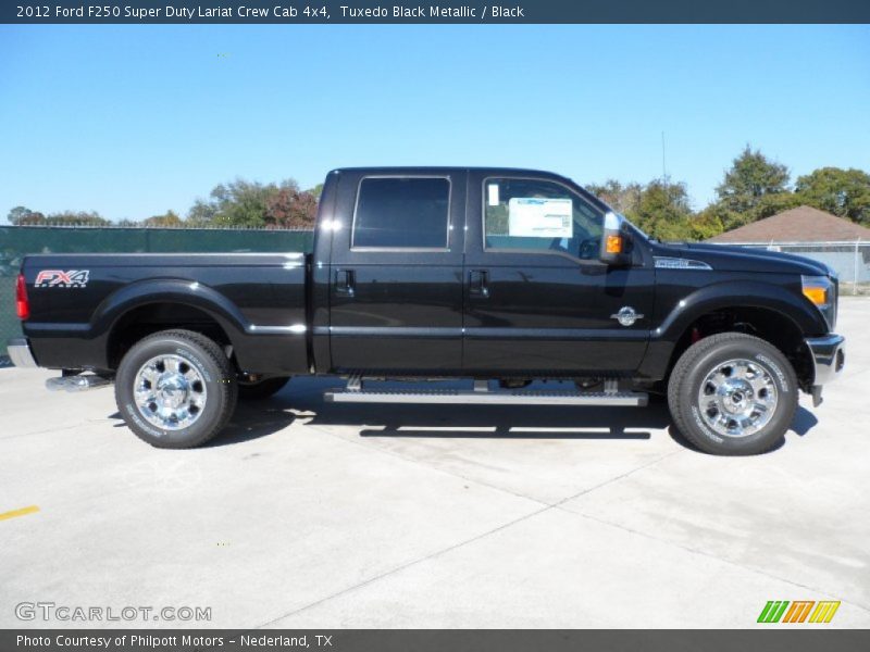 Tuxedo Black Metallic / Black 2012 Ford F250 Super Duty Lariat Crew Cab 4x4