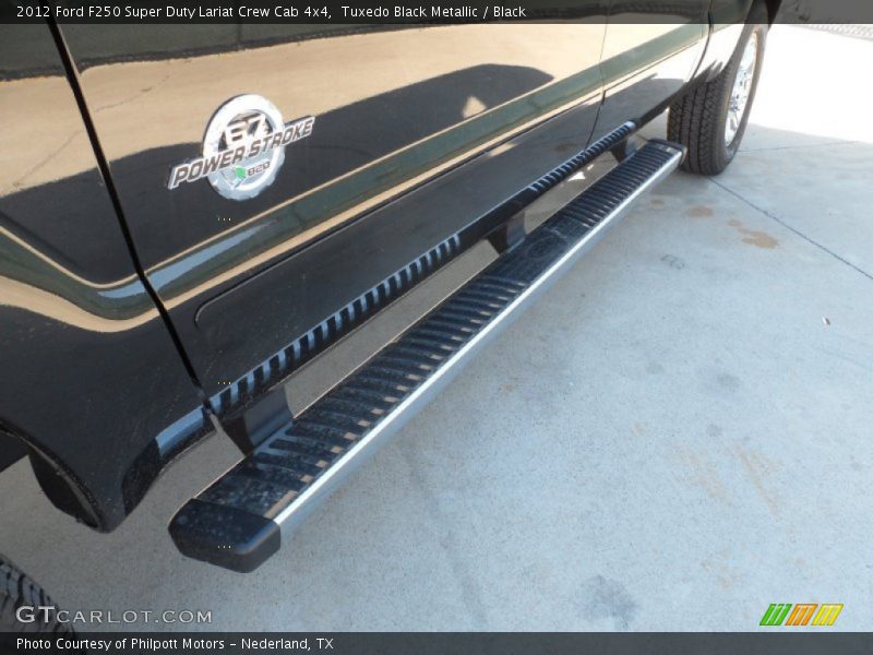 Tuxedo Black Metallic / Black 2012 Ford F250 Super Duty Lariat Crew Cab 4x4