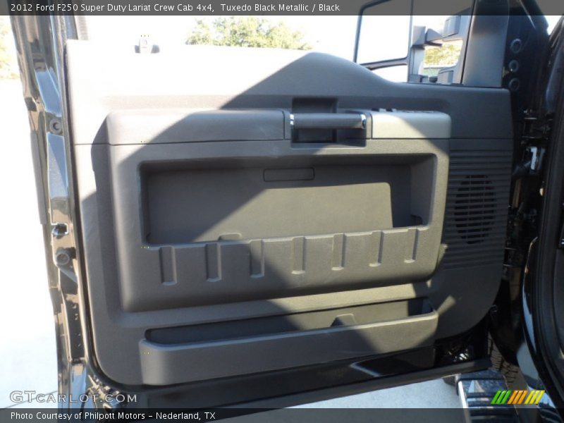 Tuxedo Black Metallic / Black 2012 Ford F250 Super Duty Lariat Crew Cab 4x4