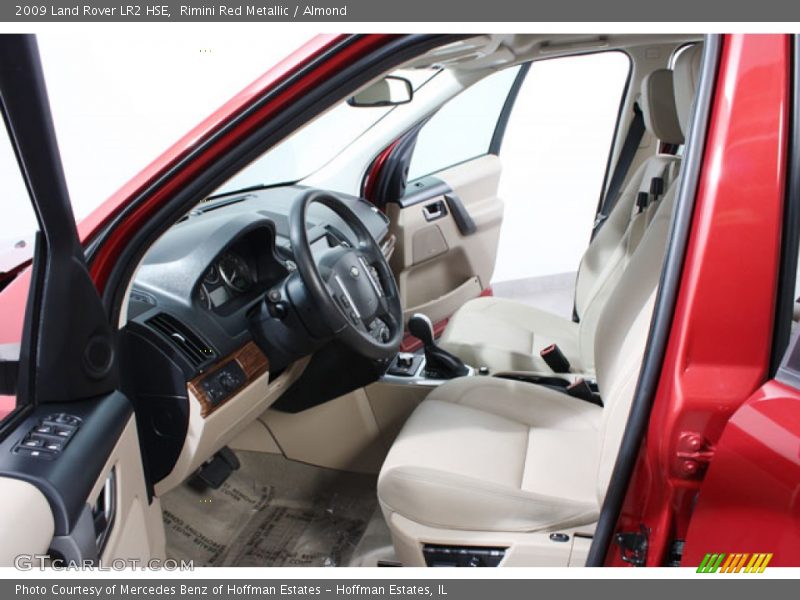  2009 LR2 HSE Almond Interior