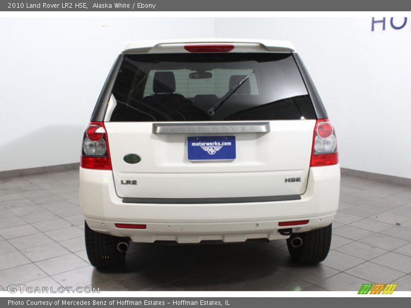 Alaska White / Ebony 2010 Land Rover LR2 HSE