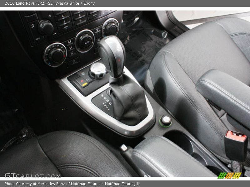 Alaska White / Ebony 2010 Land Rover LR2 HSE