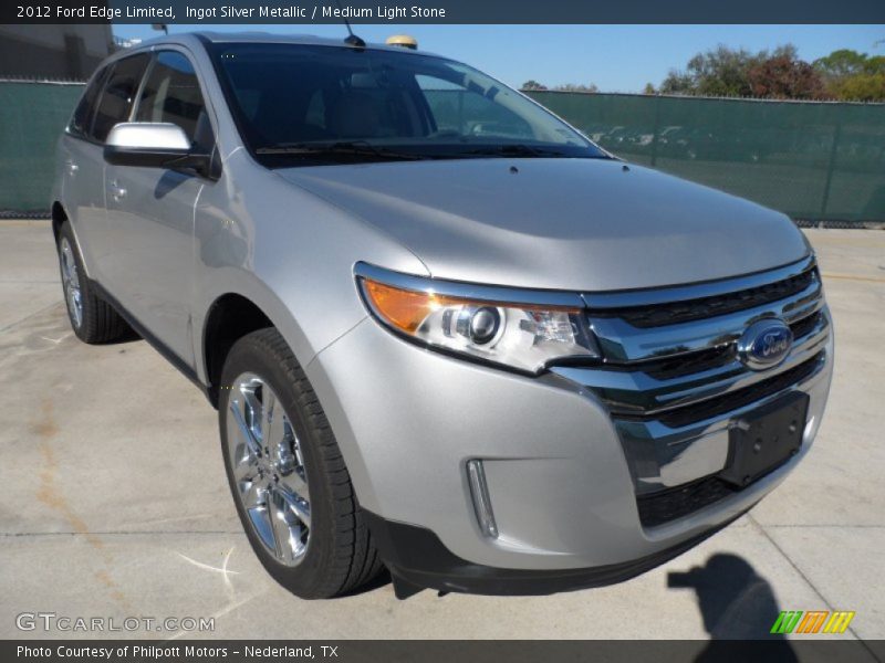 Front 3/4 View of 2012 Edge Limited