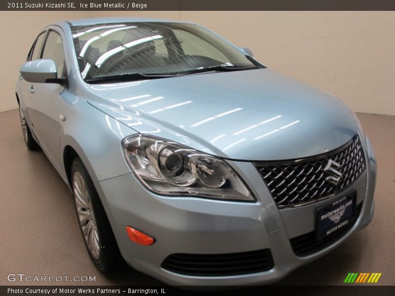 Ice Blue Metallic / Beige 2011 Suzuki Kizashi SE
