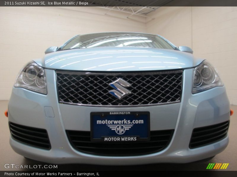 Ice Blue Metallic / Beige 2011 Suzuki Kizashi SE