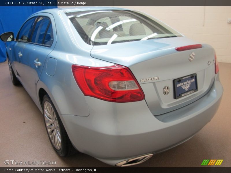 Ice Blue Metallic / Beige 2011 Suzuki Kizashi SE