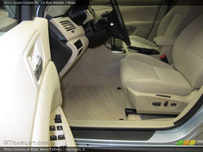 Ice Blue Metallic / Beige 2011 Suzuki Kizashi SE