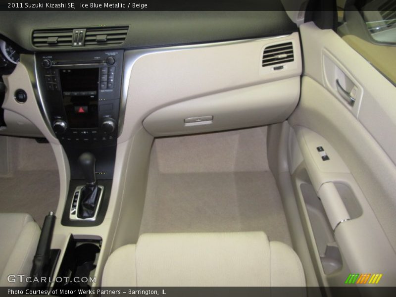 Ice Blue Metallic / Beige 2011 Suzuki Kizashi SE
