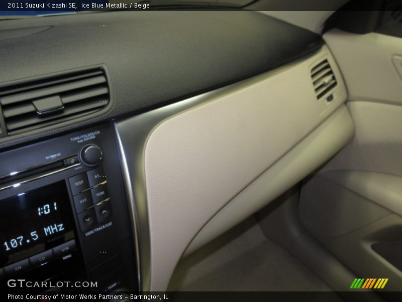 Ice Blue Metallic / Beige 2011 Suzuki Kizashi SE