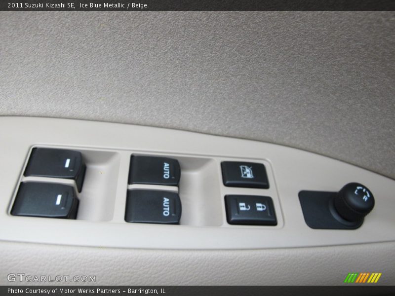 Ice Blue Metallic / Beige 2011 Suzuki Kizashi SE