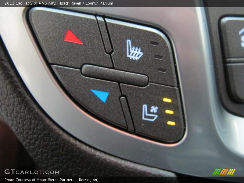 Controls of 2011 SRX 4 V6 AWD