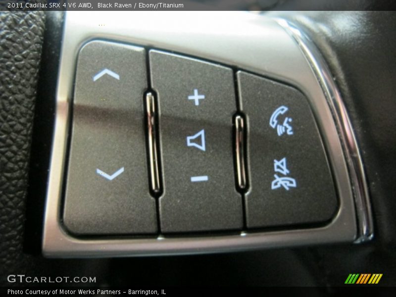 Controls of 2011 SRX 4 V6 AWD