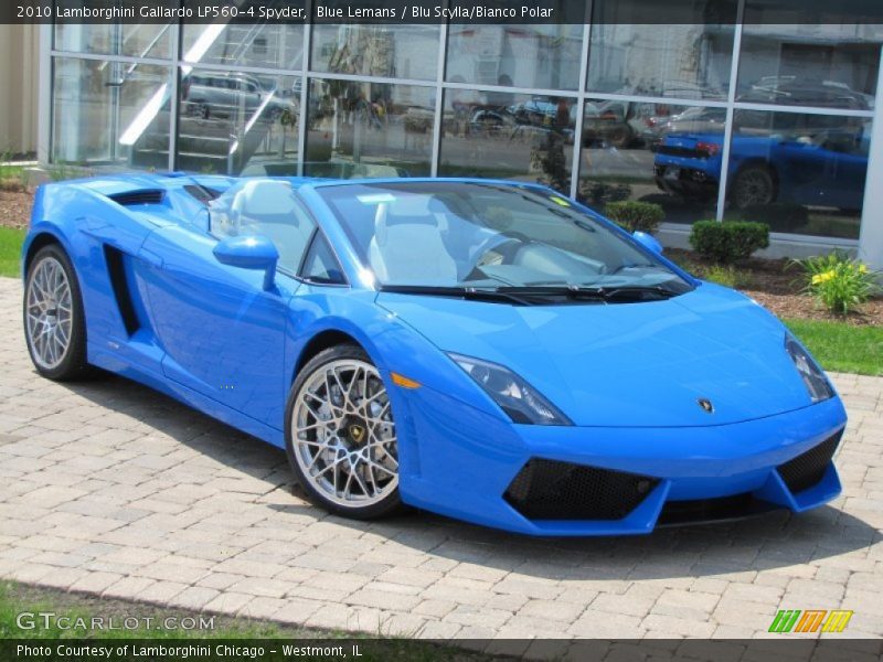 Front 3/4 View of 2010 Gallardo LP560-4 Spyder