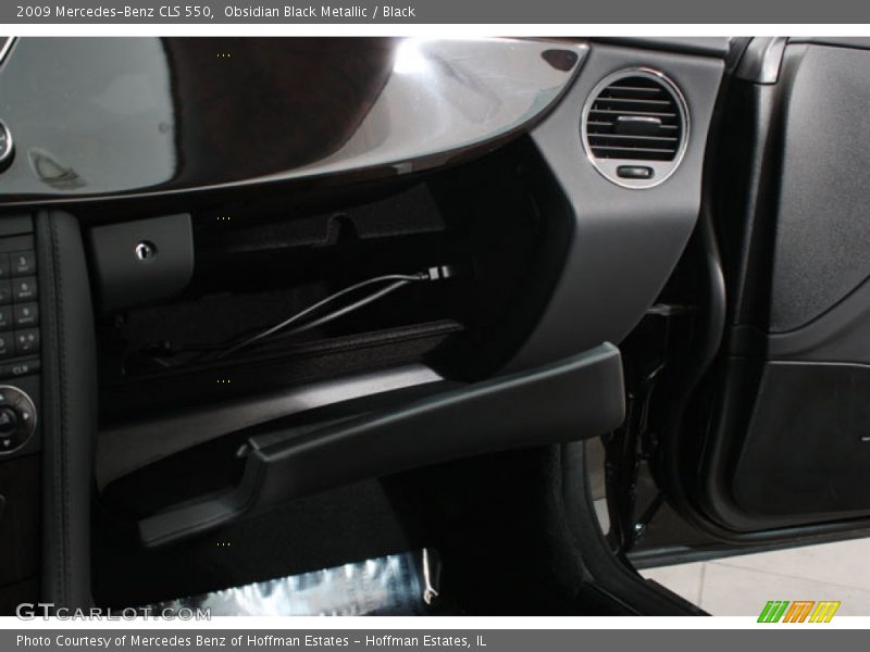 Obsidian Black Metallic / Black 2009 Mercedes-Benz CLS 550